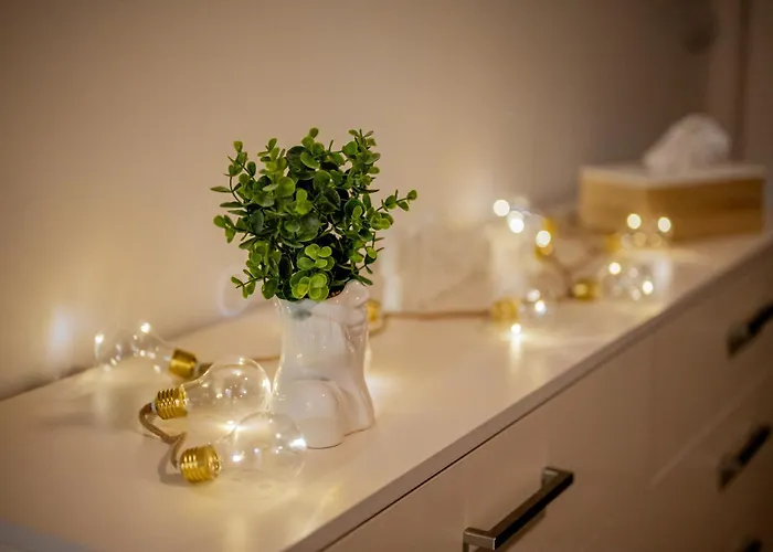 Old Town Center 1 - Private Parking Included Apartman *