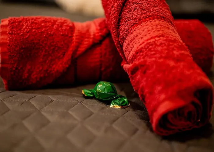 Old Town Center 1 - Private Parking Included