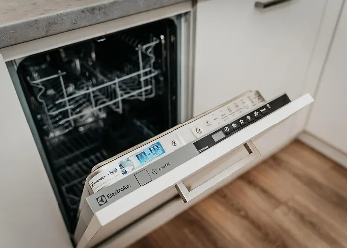 Old Town Center 1 - Private Parking Included Apartman *